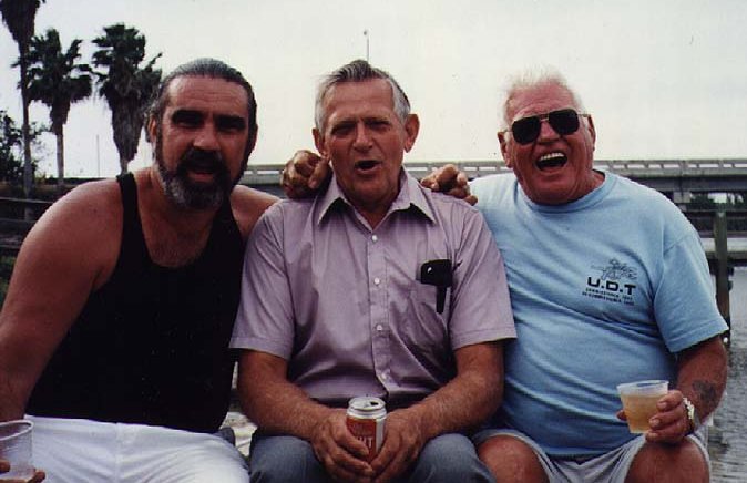 sea_daddys1.jpg (57301 bytes)