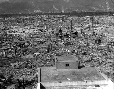 bombedhiroshima.jpg (48975 bytes)